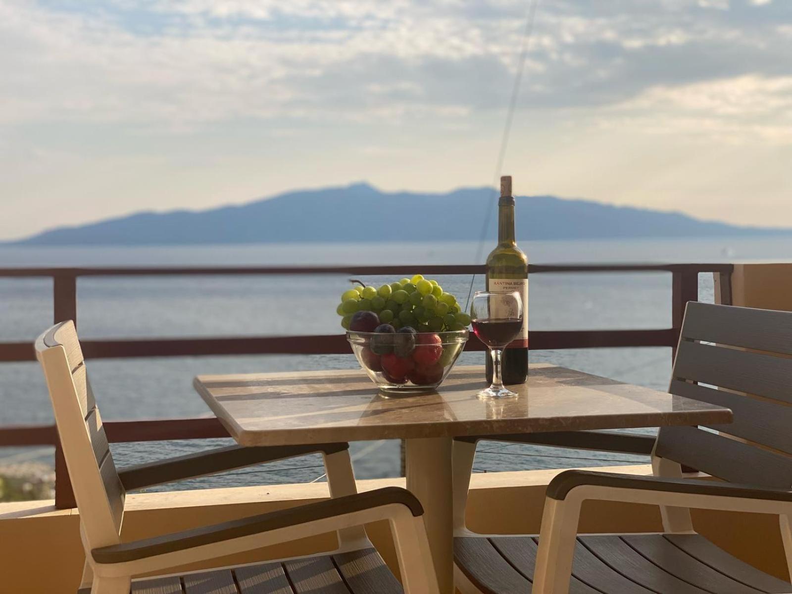 Del Mar Sea View Apartment Saranda Extérieur photo